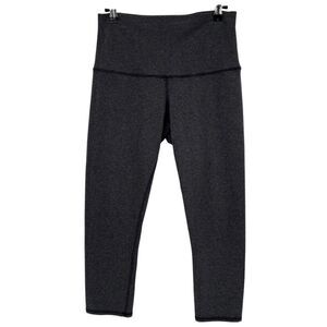 Lululemon Capri Leggings‎ Gray Size 6
